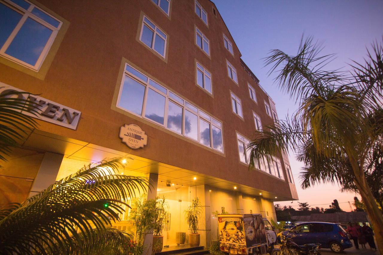 Antique Legacy Hotel Zanzibar Exterior photo